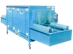 青木製作のコンテナ洗浄機